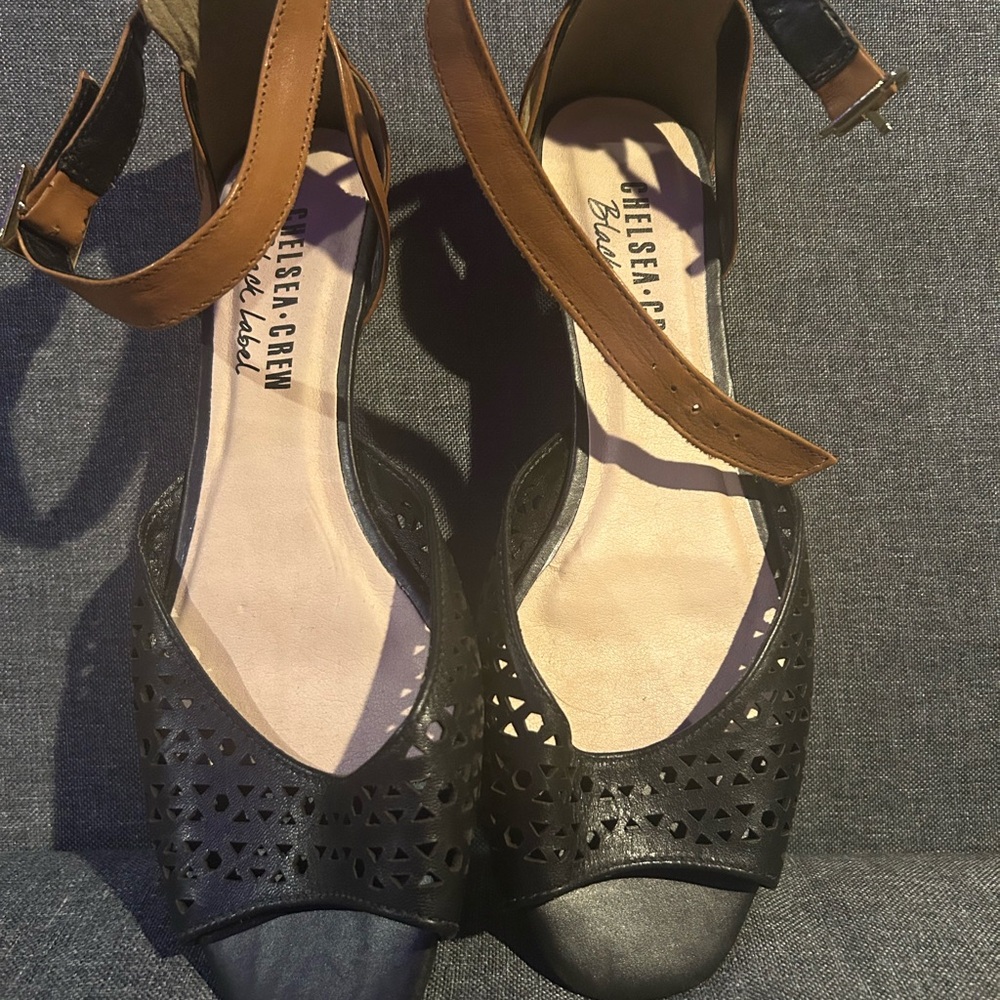 Chelsea Crew Black and Tan Sandals with Perforated Design